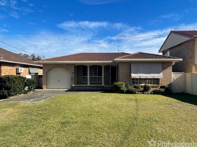 6 Bent St, Tuncurry, NSW 2428
