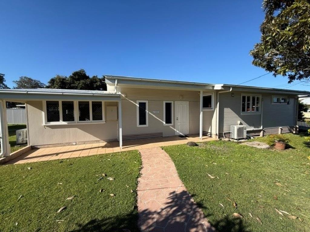 1 Pelican St, Victoria Point, QLD 4165