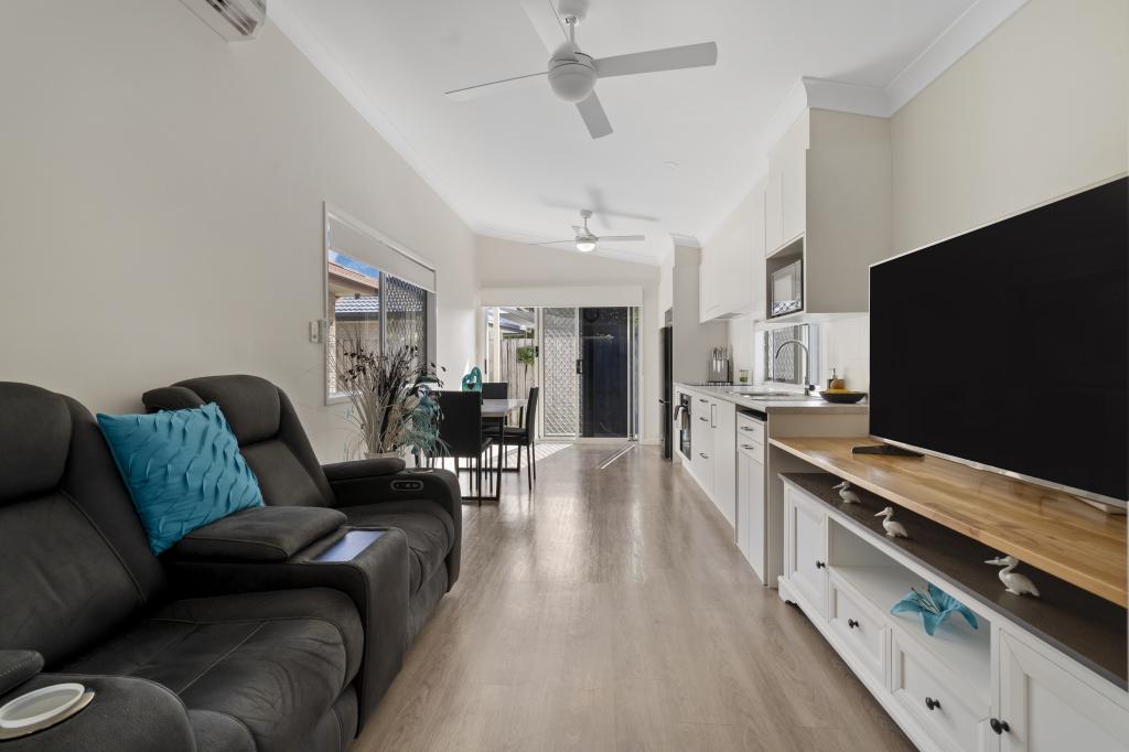 4b Daryl Dr, Varsity Lakes, QLD 4227