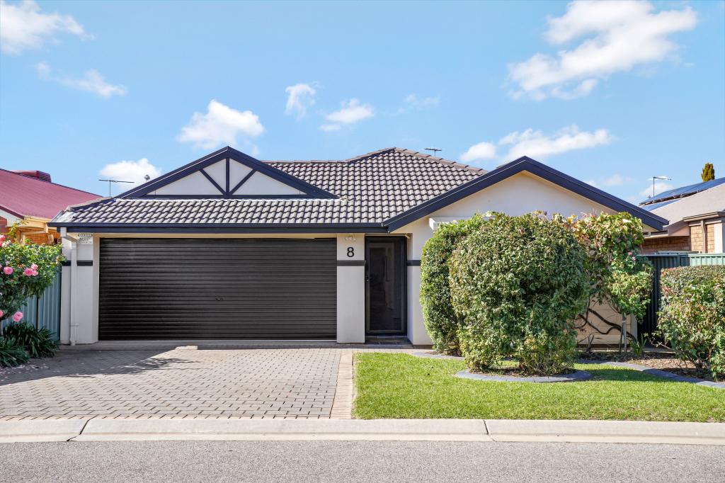 8 LIME CT, MUNNO PARA WEST, SA 5115