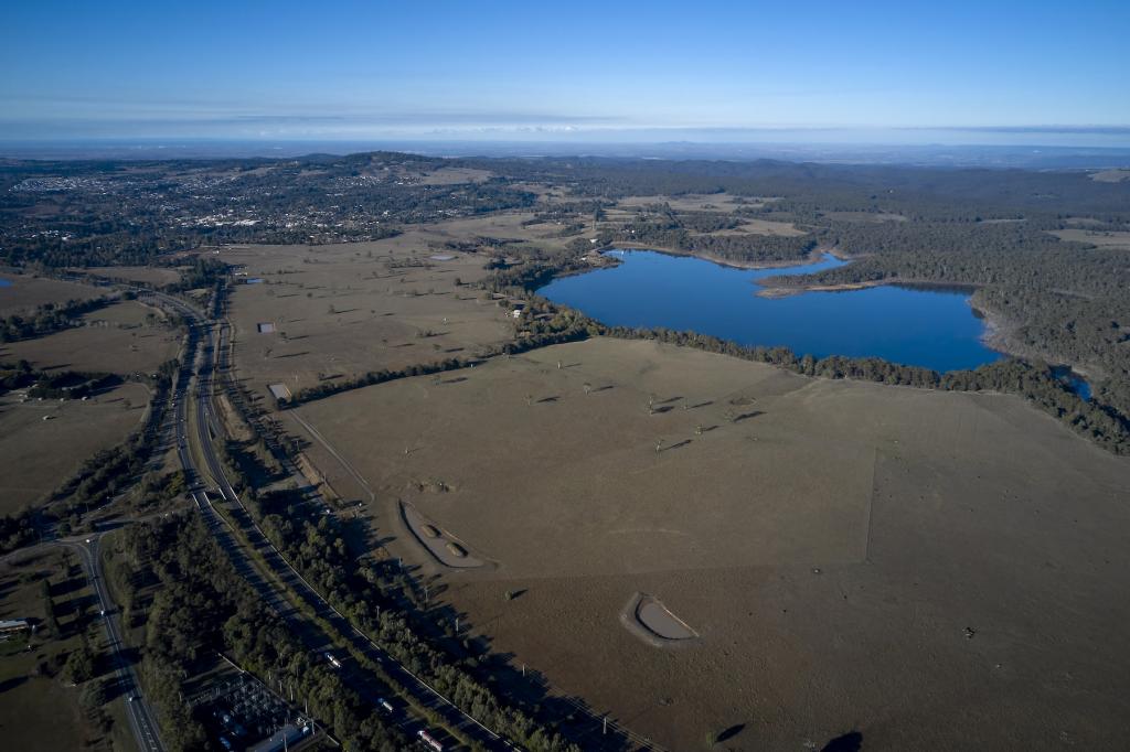 65 Lawson Rd, Gisborne, VIC 3437