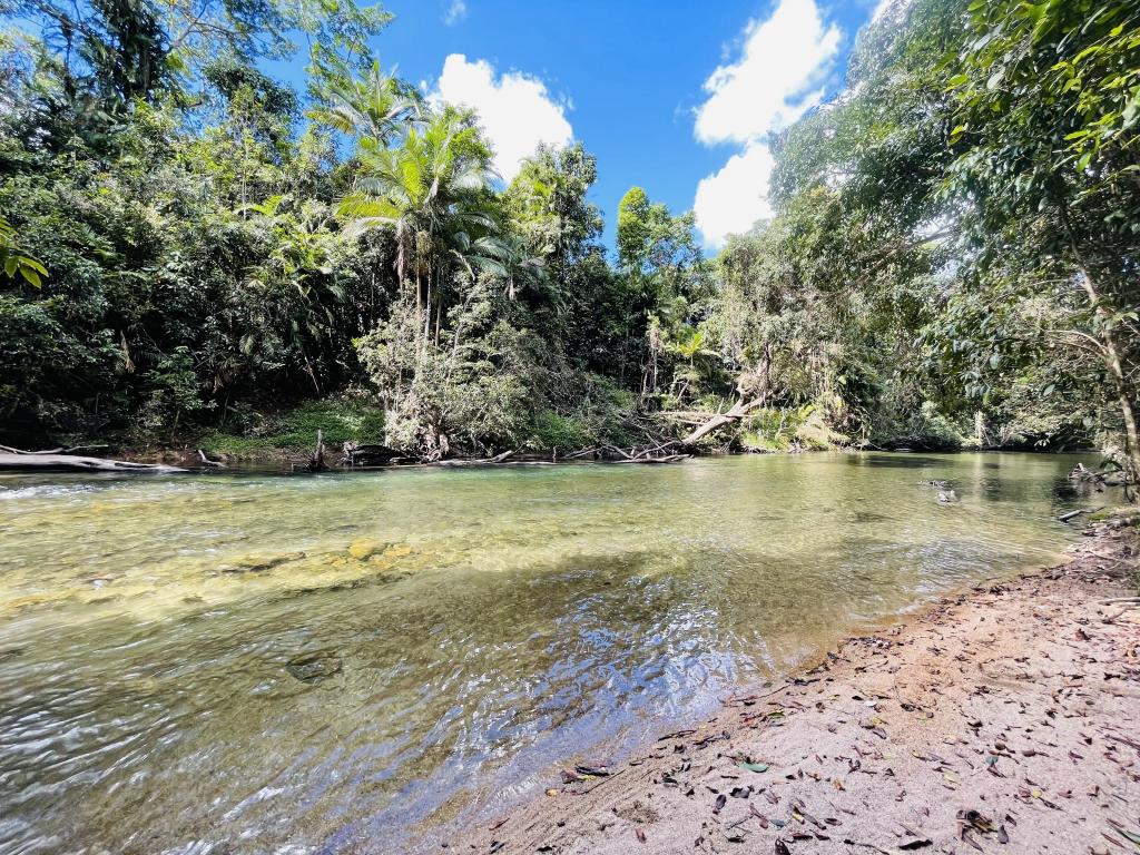 33 Thomas Ct, Bulgun, QLD 4854