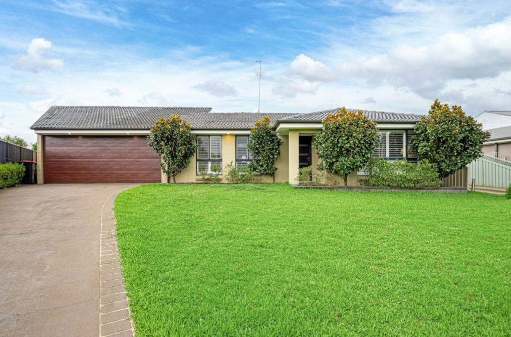 3 Meares Rd, Mcgraths Hill, NSW 2756