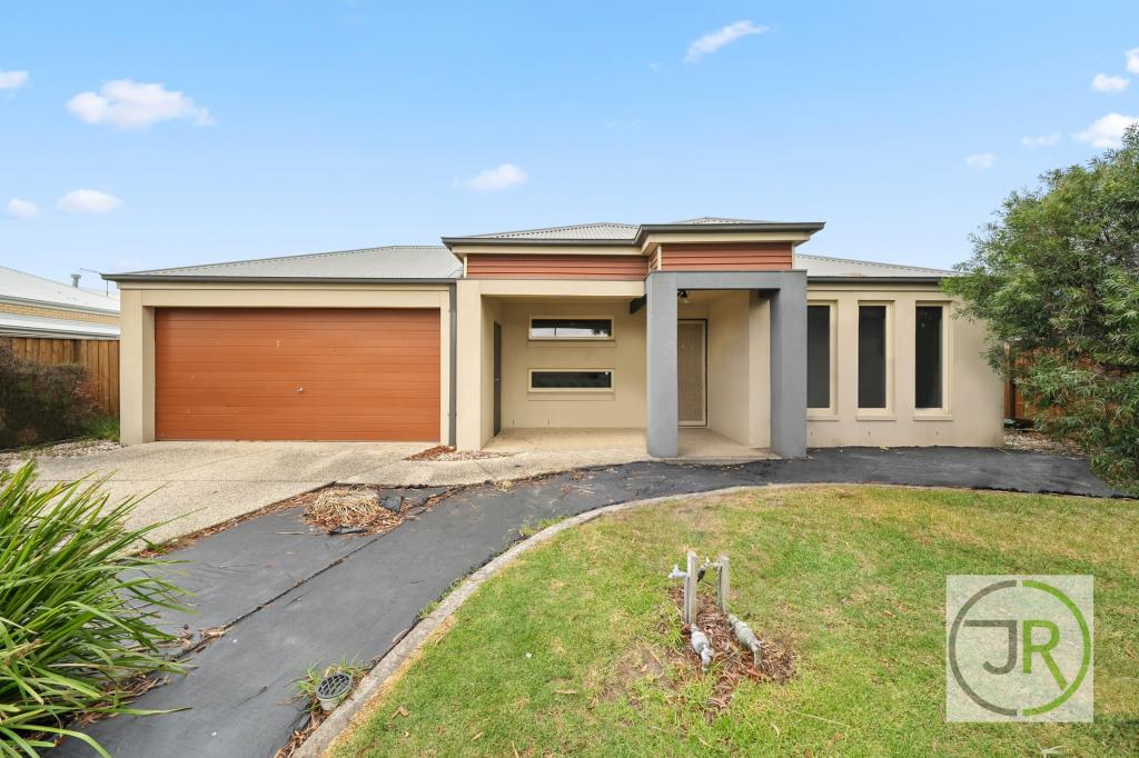 13 Ben Hall St, Cranbourne East, VIC 3977