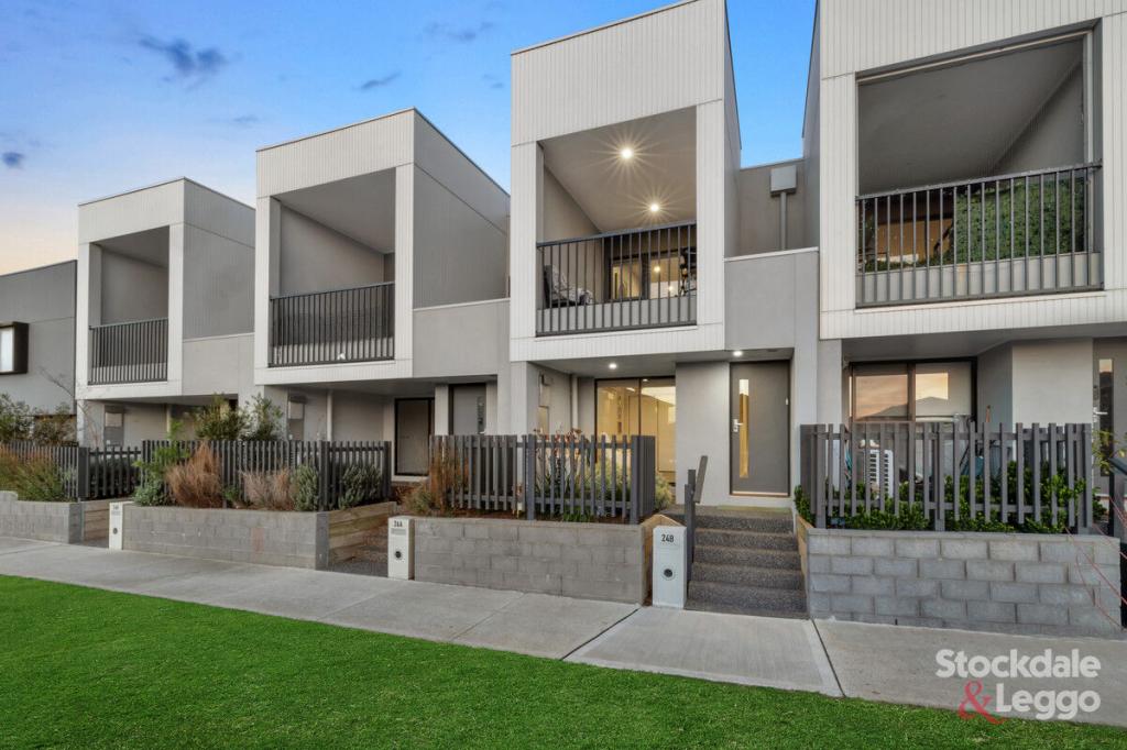24b Encore Bvd, Cranbourne South, VIC 3977