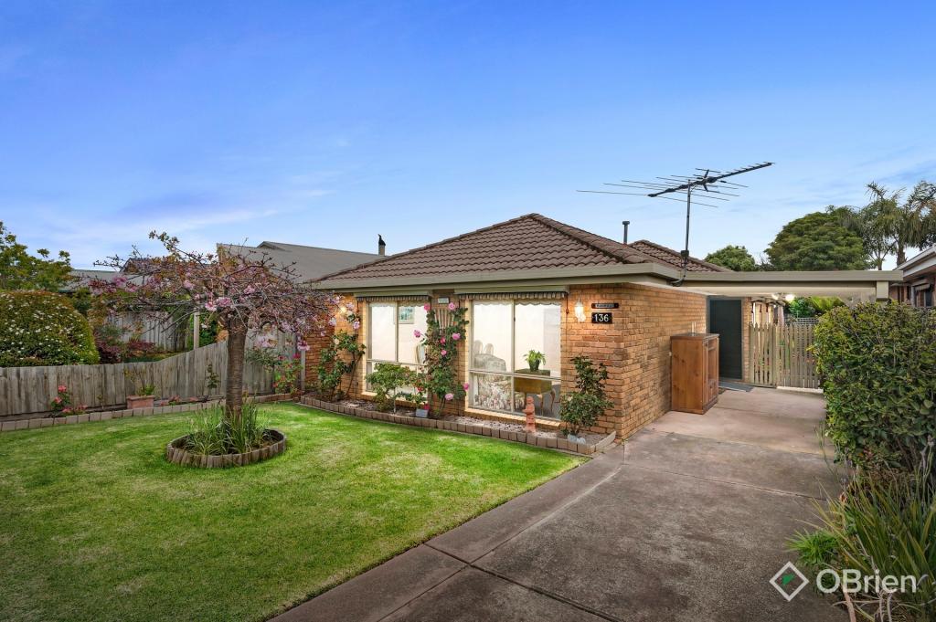 136 Third Ave, Rosebud, VIC 3939