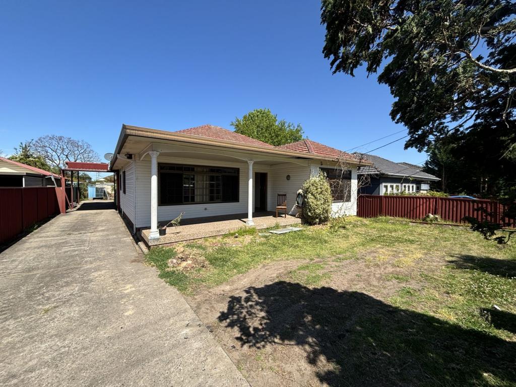 12 Mccredie Rd, Guildford West, NSW 2161