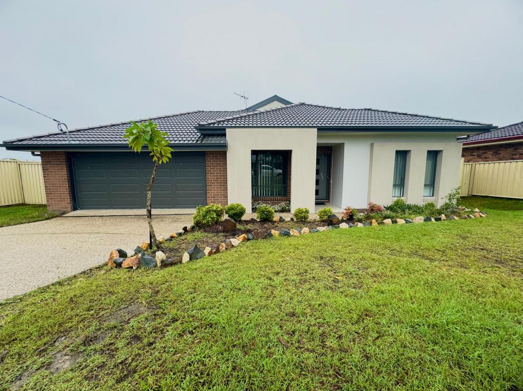186 Bushland Dr, Taree, NSW 2430