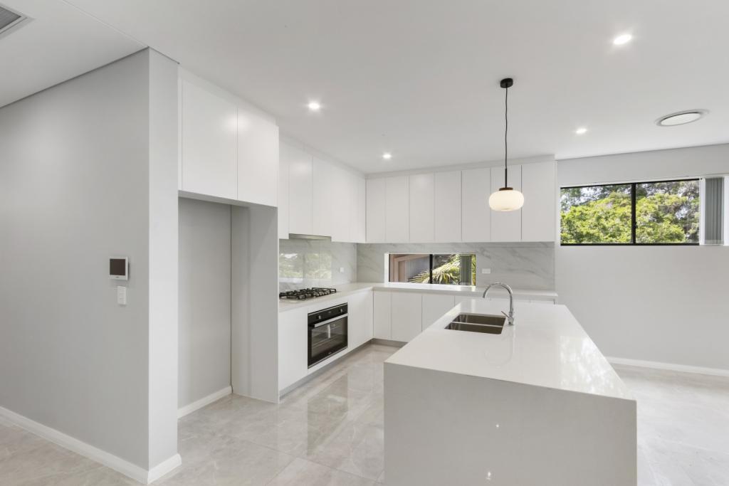 129 Eastern Valley Way, Castlecrag, NSW 2068