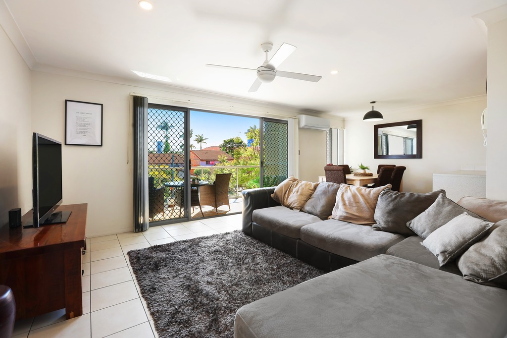 9/38 JOHNSTON ST, SOUTHPORT, QLD 4215