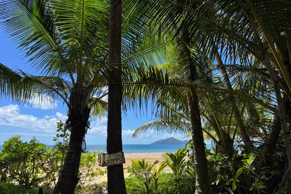 26 Pacific Pde, Mission Beach, QLD 4852