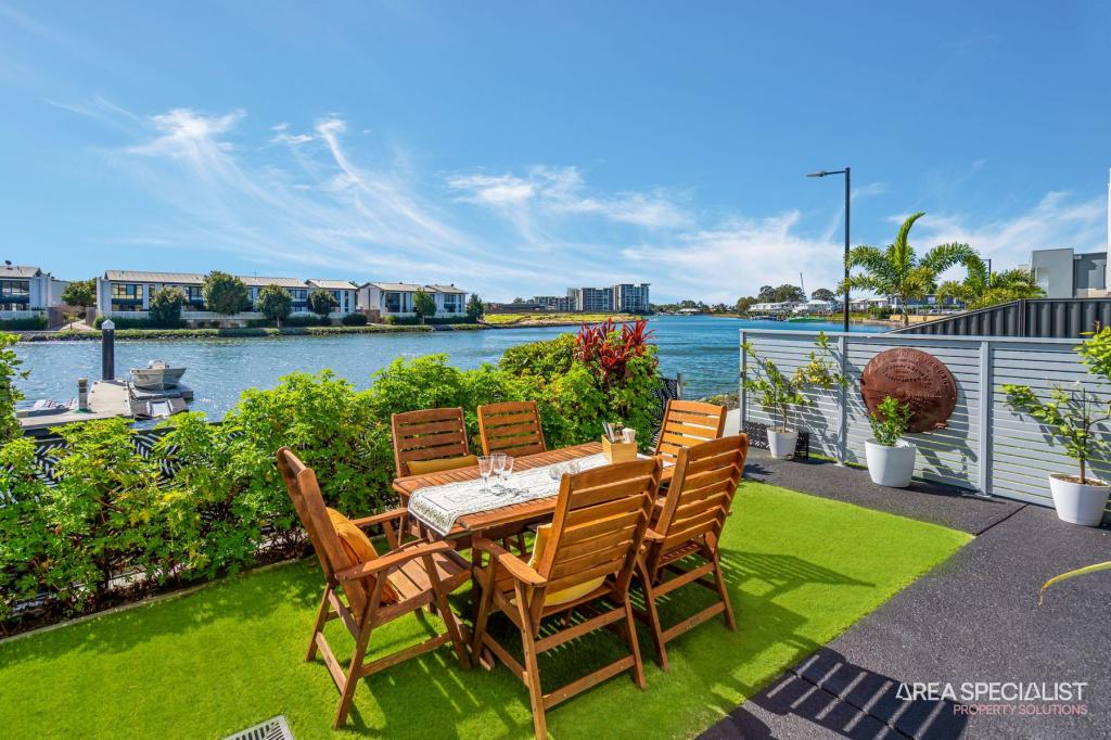 20/156 Marina Quays Bvd, Hope Island, QLD 4212