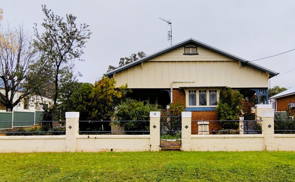 8 Warraderry St, Grenfell, NSW 2810