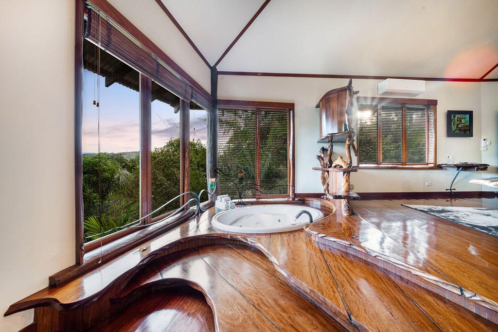 207 Narrows Rd, North Maleny, QLD 4552