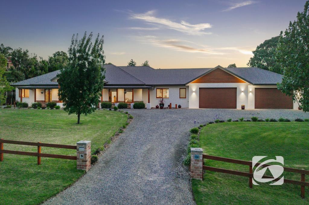 13a Caserta Dr, Berwick, VIC 3806