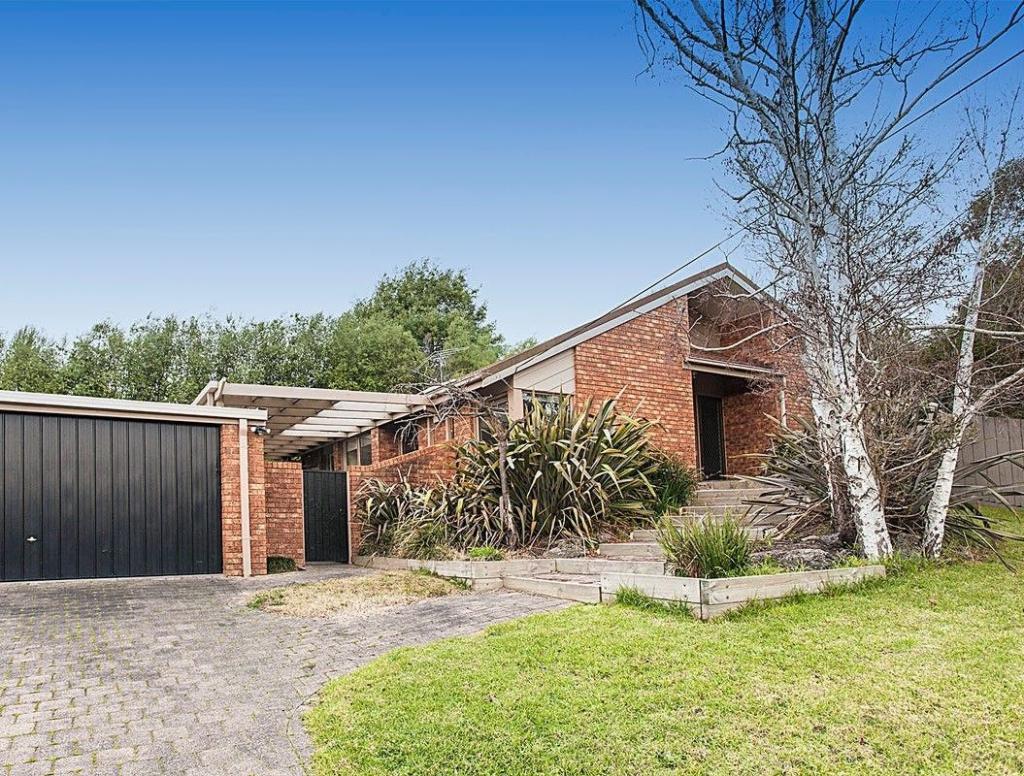 8 Peachwood Pl, Croydon Hills, VIC 3136