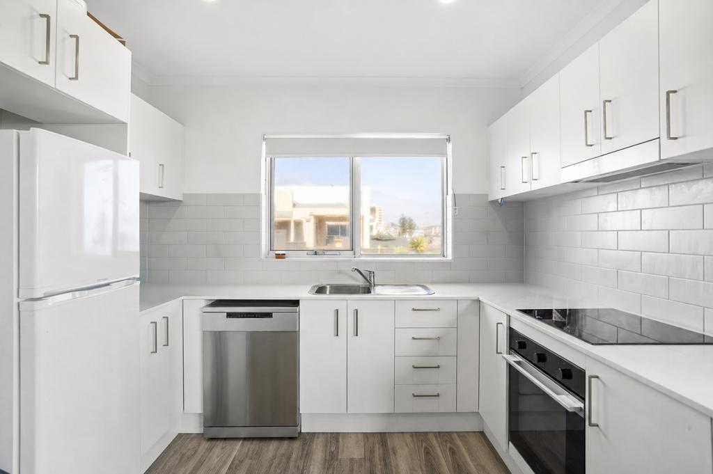 1/33 North Esp, Glenelg North, SA 5045