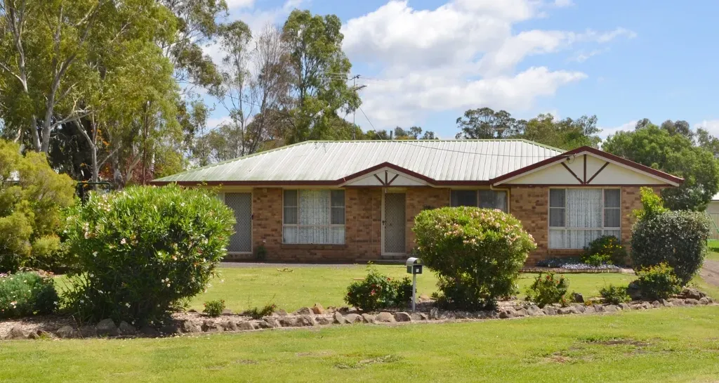 5 Hadley St, Pittsworth, QLD 4356