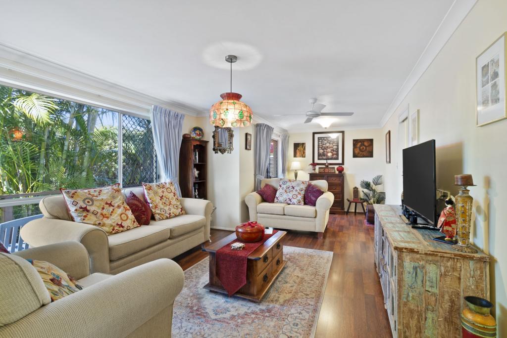 12 Kintyre Cres, Banora Point, NSW 2486