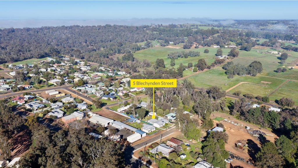 5 Blechynden St, Boyup Brook, WA 6244