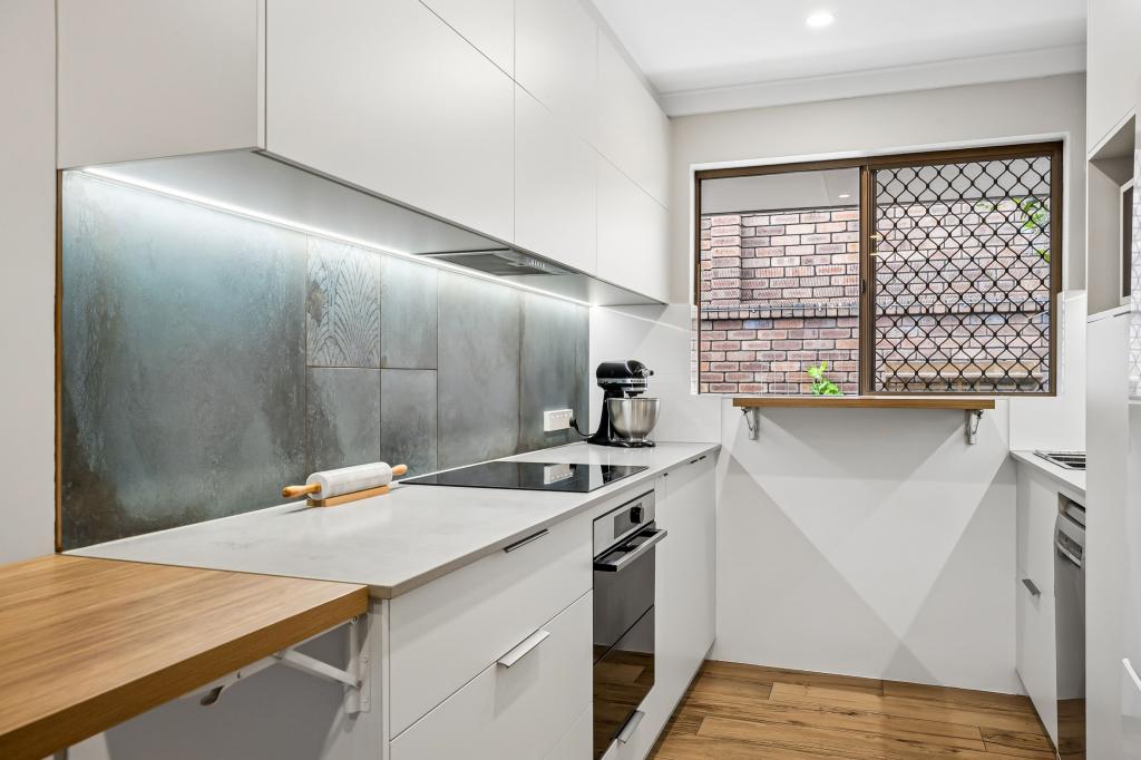 8/11 Kinsella St, Joondanna, WA 6060
