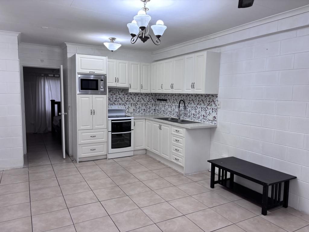10/439-443 Severin St, Manunda, QLD 4870