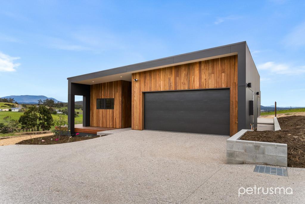 11 CHILEAN CT, SANDFORD, TAS 7020