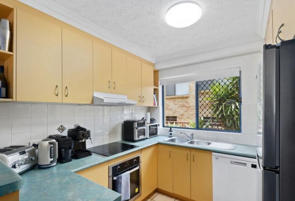 7/89 Frank St, Labrador, QLD 4215