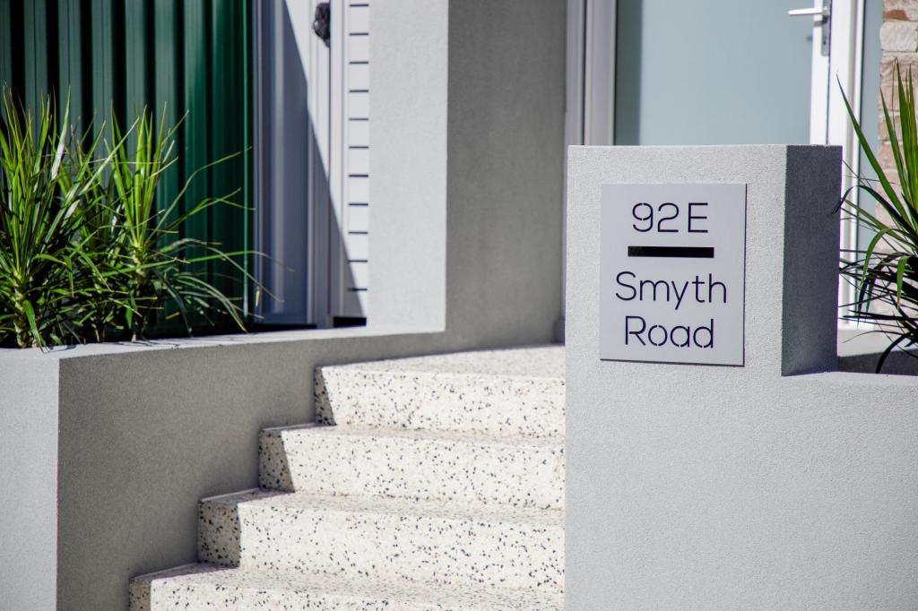 92e Smyth Rd, Nedlands, WA 6009