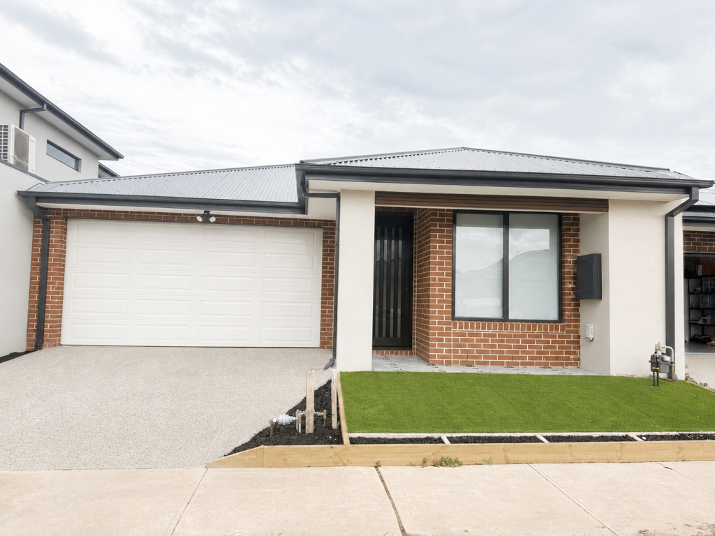 9 Clovertree St, Tarneit, VIC 3029