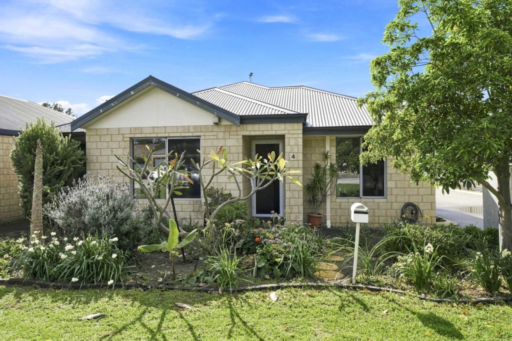 4/40 ASTLEY ST, GOSNELLS, WA 6110