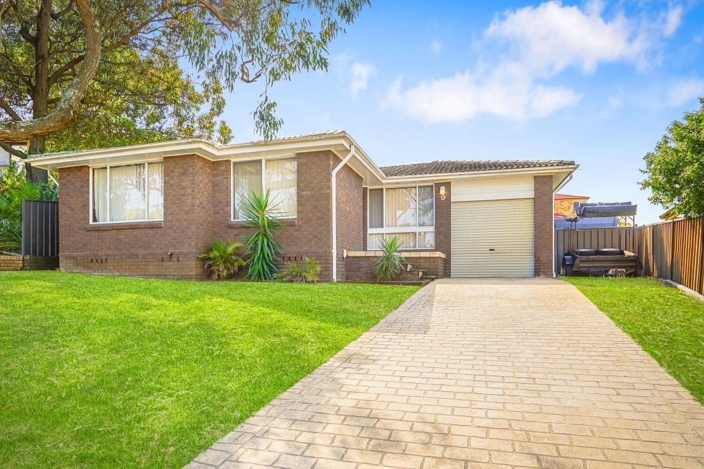 9 ROYAL PL, ST CLAIR, NSW 2759