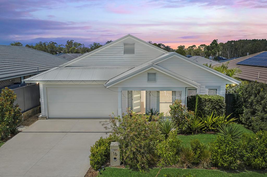 16 Columbus St, Hamlyn Terrace, NSW 2259