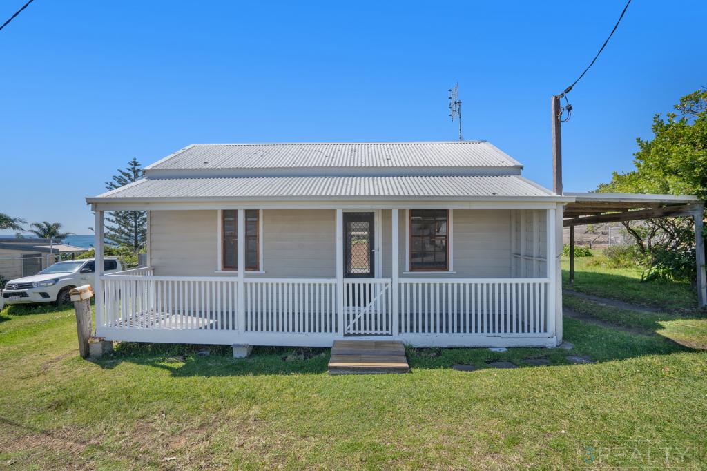 17 Clarke St, Catherine Hill Bay, NSW 2281