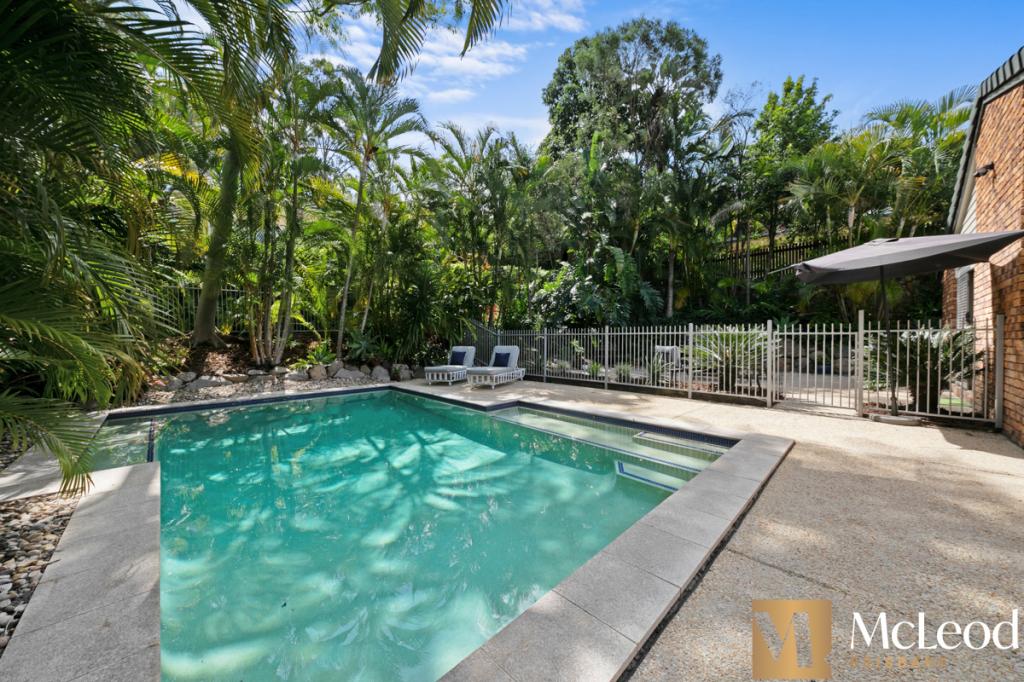 1 Moreshage Ct, Chapel Hill, QLD 4069