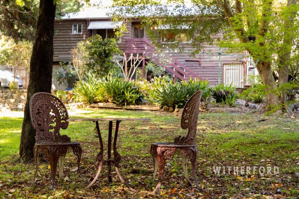 4 Ben Nevis St, Tamborine Mountain, QLD 4272