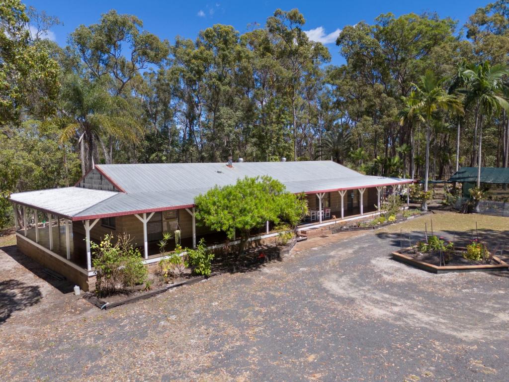 188 Aerodrome Rd, Isis River, QLD 4660