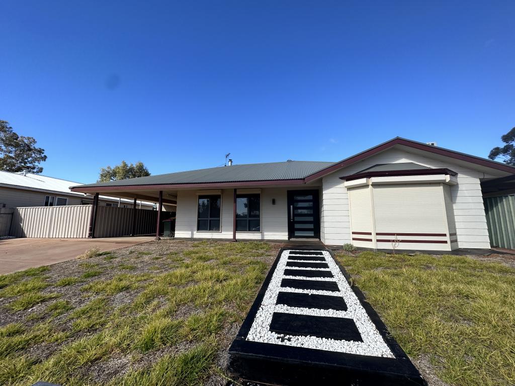 28 Coolibah Dr, Roxby Downs, SA 5725