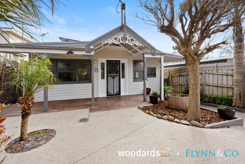 68 Eighth Ave, Rosebud, VIC 3939