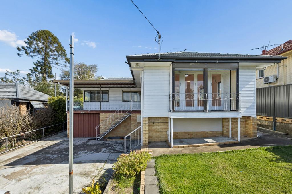 370 Webster Rd, Stafford Heights, QLD 4053