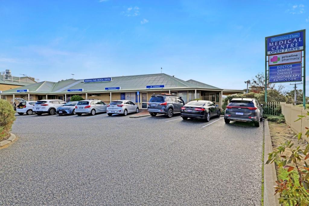 4/3 Trappers Dr, Woodvale, WA 6026