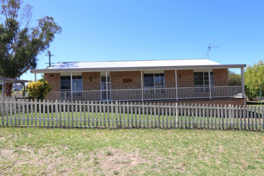 116 Clarke St, Harden, NSW 2587