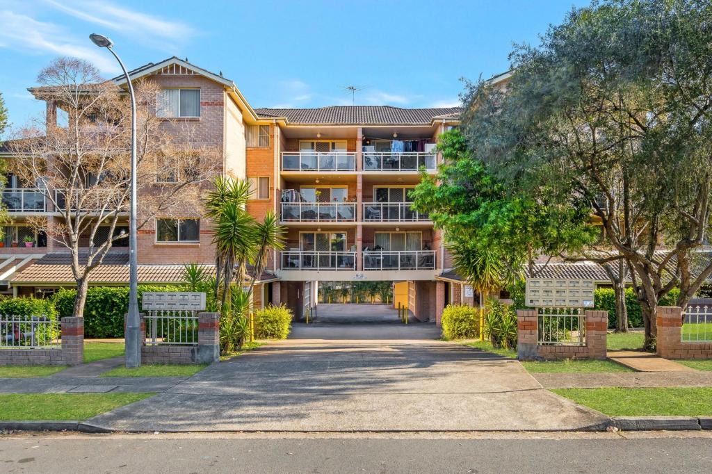 24/19-23 Hardy St, Fairfield, NSW 2165