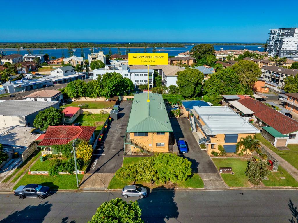 6/39 Middle St, Labrador, QLD 4215