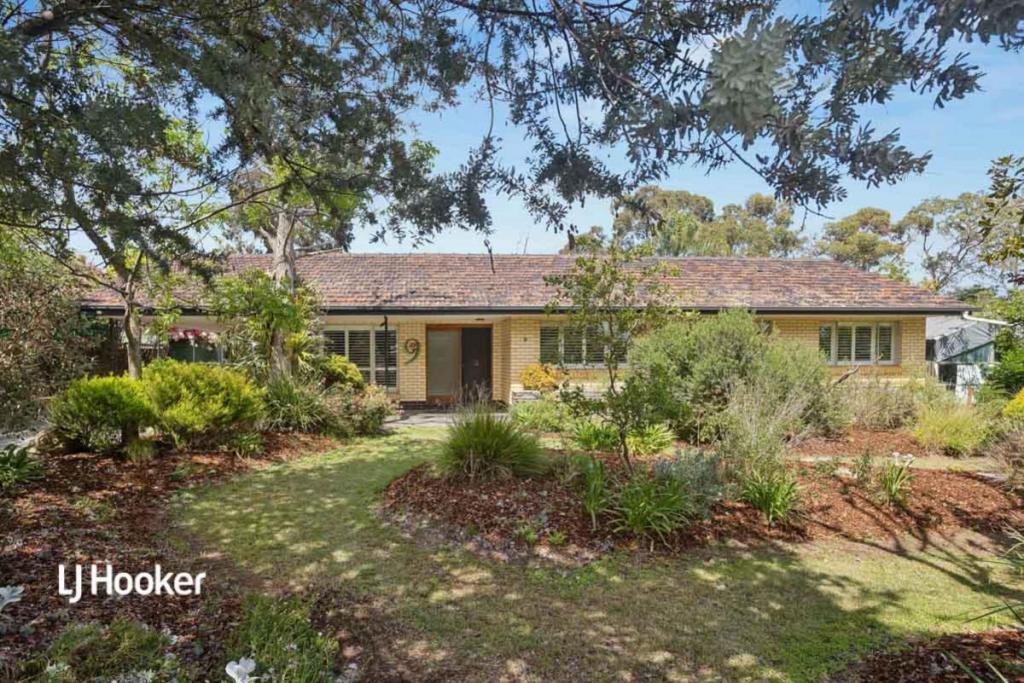 9 Birt Ave, Salisbury Heights, SA 5109