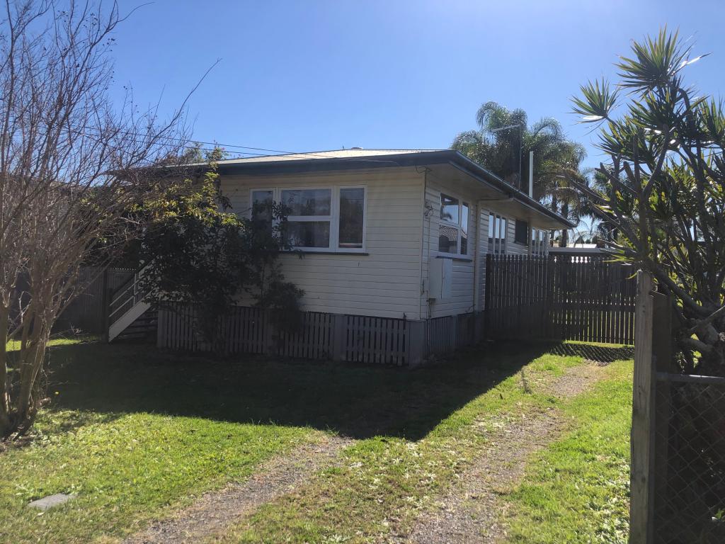 43 Glading St, Manly West, QLD 4179