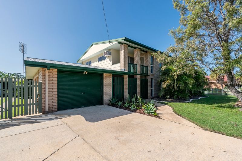 12 Ormiston St, Clinton, QLD 4680