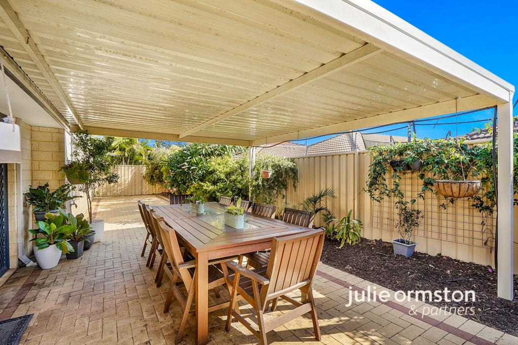 11 Pintabona Dr, Sinagra, WA 6065