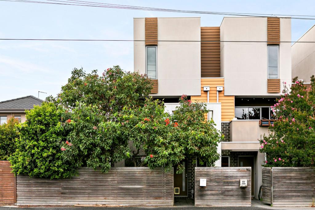 810 SYDNEY RD, COBURG NORTH, VIC 3058