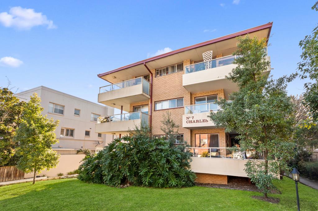 5/7 LINSLEY ST, GLADESVILLE, NSW 2111